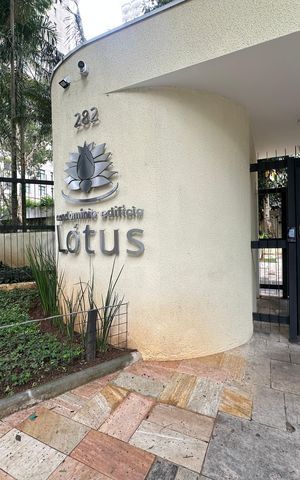 Apartamento à venda com 113m², 3 quartos e 2 vagas Apartamento à venda com 113m², 3 quartos e 2 vagasFachada e portaria