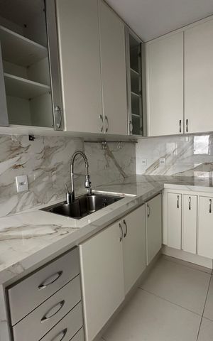 Apartamento à venda com 113m², 3 quartos e 2 vagas Apartamento à venda com 113m², 3 quartos e 2 vagasCozinha