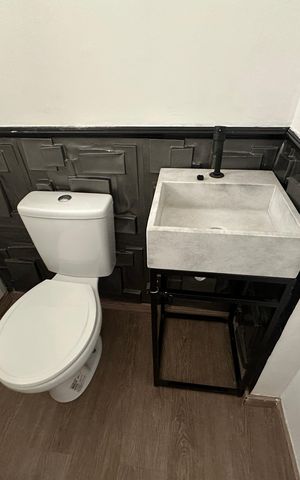 Apartamento à venda com 113m², 3 quartos e 2 vagas Apartamento à venda com 113m², 3 quartos e 2 vagasBanheiro de serviço