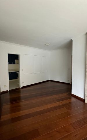 Apartamento à venda com 113m², 3 quartos e 2 vagas Apartamento à venda com 113m², 3 quartos e 2 vagasSala