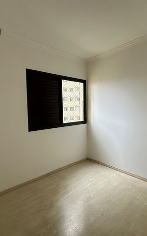 Apartamento à venda com 113m², 3 quartos e 2 vagas Apartamento à venda com 113m², 3 quartos e 2 vagasQuarto 2
