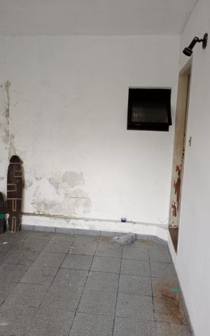 Casa à venda com 60m², 3 quartos e 1 vaga Casa à venda com 60m², 3 quartos e 1 vagaGaragem