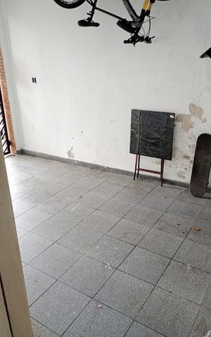 Casa à venda com 60m², 3 quartos e 1 vaga Casa à venda com 60m², 3 quartos e 1 vagaGaragem