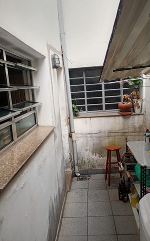 Casa à venda com 60m², 3 quartos e 1 vaga Casa à venda com 60m², 3 quartos e 1 vagaÁrea de serviço