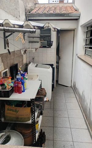 Casa à venda com 60m², 3 quartos e 1 vaga Casa à venda com 60m², 3 quartos e 1 vagaÁrea de serviço