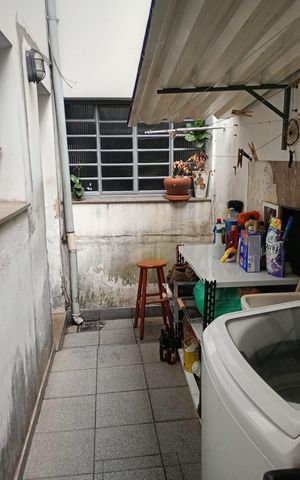 Casa à venda com 60m², 3 quartos e 1 vaga Casa à venda com 60m², 3 quartos e 1 vagaÁrea de serviço