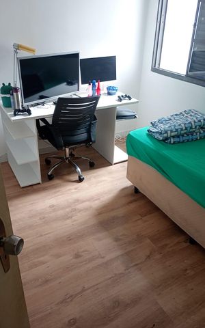 Casa à venda com 60m², 3 quartos e 1 vaga Casa à venda com 60m², 3 quartos e 1 vagaQuarto