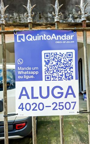 Casa à venda com 80m², 5 quartos e 2 vagasPlaca
