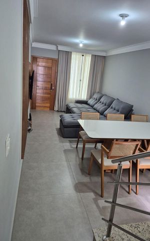 Casa à venda com 127m², 3 quartos e 2 vagas Casa à venda com 127m², 3 quartos e 2 vagasSala