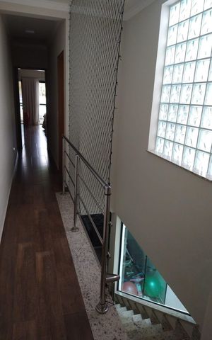Casa à venda com 127m², 3 quartos e 2 vagas Casa à venda com 127m², 3 quartos e 2 vagasCorredor