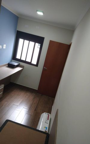 Casa à venda com 127m², 3 quartos e 2 vagas Casa à venda com 127m², 3 quartos e 2 vagasQuarto