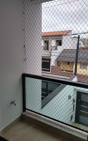 Casa à venda com 127m², 3 quartos e 2 vagas Casa à venda com 127m², 3 quartos e 2 vagasVaranda