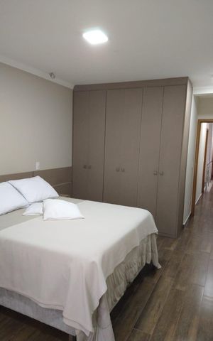 Casa à venda com 127m², 3 quartos e 2 vagas Casa à venda com 127m², 3 quartos e 2 vagasQuarto