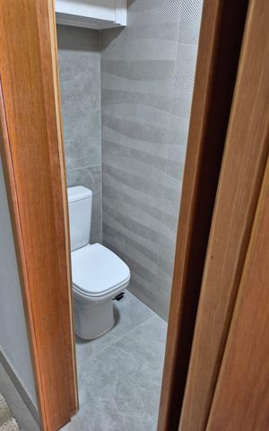 Casa à venda com 127m², 3 quartos e 2 vagas Casa à venda com 127m², 3 quartos e 2 vagasBanheiro