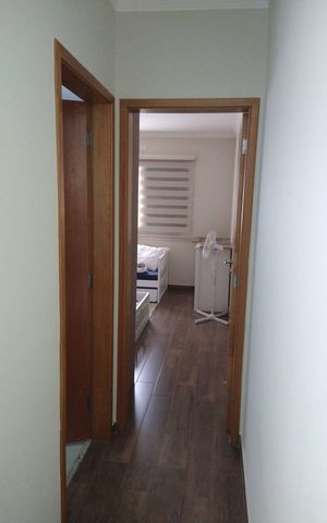 Casa à venda com 127m², 3 quartos e 2 vagas Casa à venda com 127m², 3 quartos e 2 vagasCorredor