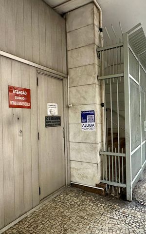 Apartamento para alugar com 220m², 4 quartos e 1 vaga