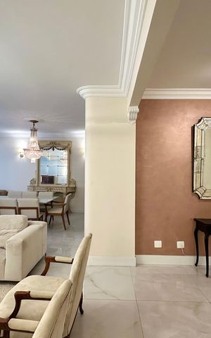 Apartamento para alugar com 220m², 4 quartos e 1 vaga
