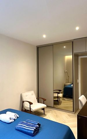 Apartamento para alugar com 220m², 4 quartos e 1 vaga
