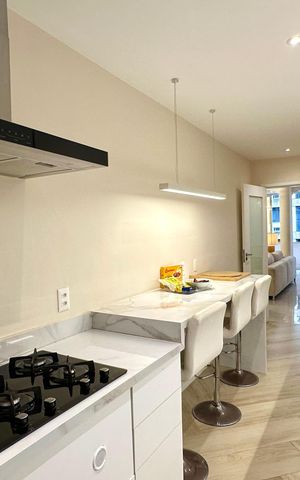 Apartamento para alugar com 220m², 4 quartos e 1 vaga