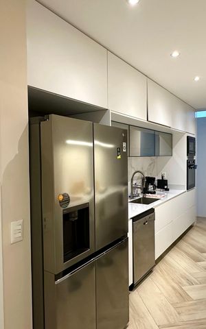 Apartamento para alugar com 220m², 4 quartos e 1 vaga