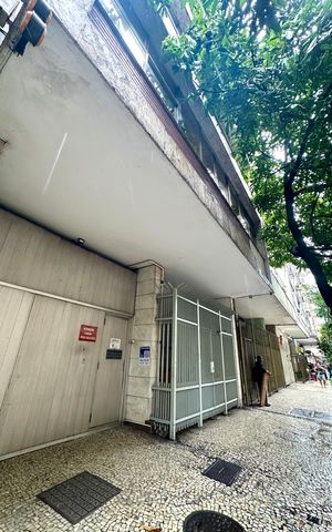 Apartamento para alugar com 220m², 4 quartos e 1 vaga