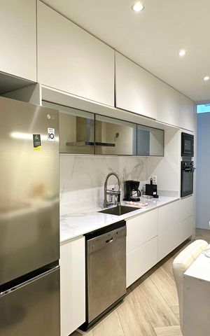 Apartamento para alugar com 220m², 4 quartos e 1 vaga