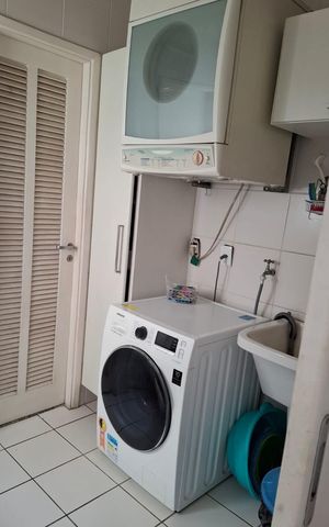 Apartamento à venda com 116m², 3 quartos e 2 vagas Apartamento à venda com 116m², 3 quartos e 2 vagasÁrea de serviço