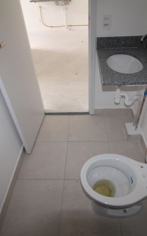 Studio à venda com 37m², 2 quartos e sem vagaBanheiro