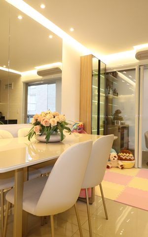 Apartamento à venda com 63m², 2 quartos e 2 vagasSala