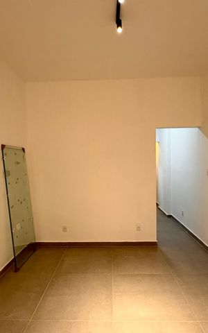 Apartamento à venda com 29m², 1 quarto e 1 vaga Apartamento à venda com 29m², 1 quarto e 1 vagaStudio
