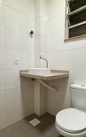Apartamento à venda com 29m², 1 quarto e 1 vaga Apartamento à venda com 29m², 1 quarto e 1 vagaBanheiro social