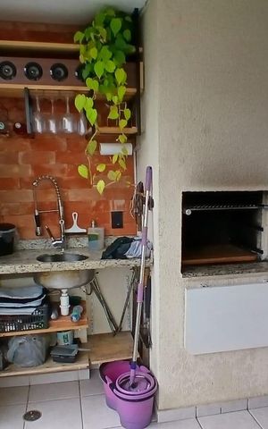 Apartamento à venda com 95m², 3 quartos e 2 vagasVaranda