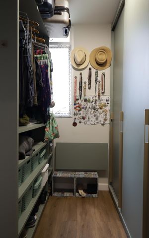 Apartamento à venda com 140m², 3 quartos e 2 vagasCloset da suíte 1