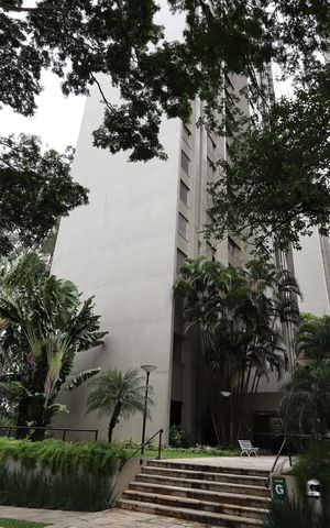 Apartamento à venda com 140m², 3 quartos e 2 vagasFachada