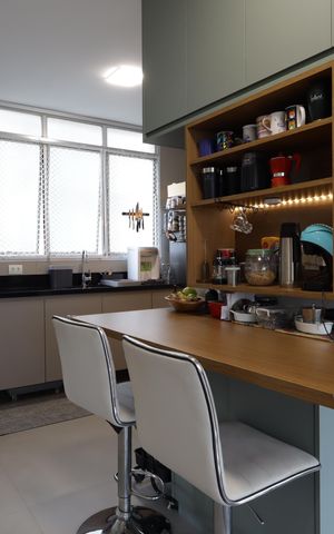 Apartamento à venda com 140m², 3 quartos e 2 vagasCozinha