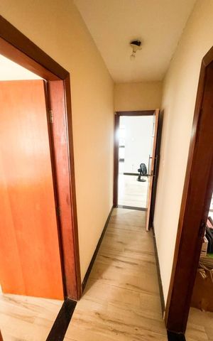 Casa à venda com 206m², 3 quartos e 3 vagas Casa à venda com 206m², 3 quartos e 3 vagasCorredor