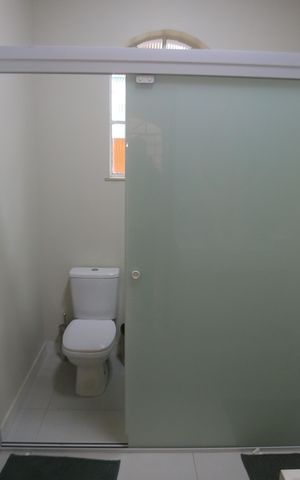 Casa à venda com 360m², 4 quartos e 2 vagasBanheiro