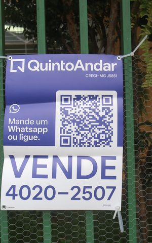 Casa à venda com 360m², 4 quartos e 2 vagasPlaca