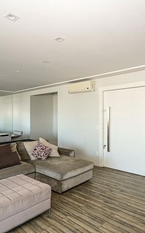 Apartamento à venda com 222m², 4 quartos e 4 vagasSala