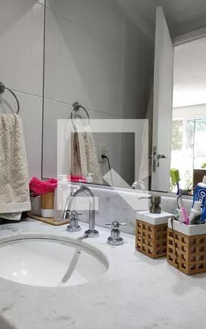 Apartamento para alugar com 70m², 1 quarto e 1 vaga Apartamento para alugar com 70m², 1 quarto e 1 vagaBanheiro