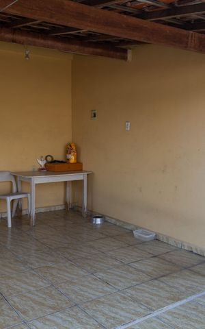 Casa à venda com 250m², 3 quartos e 2 vagasÁrea de Serviço