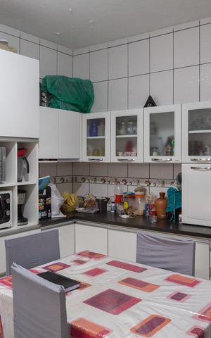 Casa à venda com 250m², 3 quartos e 2 vagasCozinha