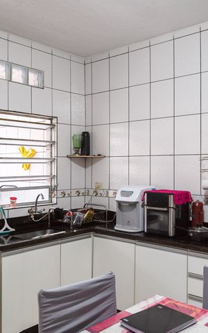 Casa à venda com 250m², 3 quartos e 2 vagasCozinha