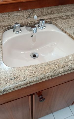 Apartamento à venda com 217m², 4 quartos e 3 vagas Apartamento à venda com 217m², 4 quartos e 3 vagasBanheiro social