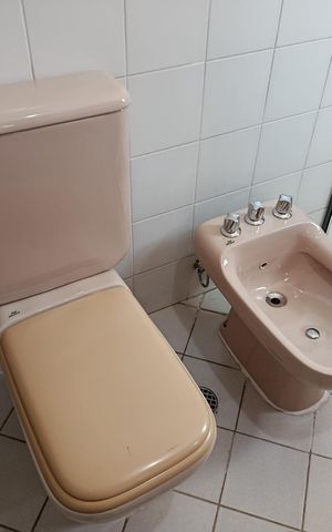 Apartamento à venda com 217m², 4 quartos e 3 vagas Apartamento à venda com 217m², 4 quartos e 3 vagasBanheiro social