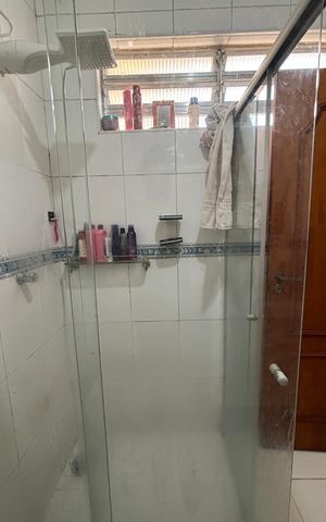 Casa à venda com 238m², 2 quartos e 2 vagas Casa à venda com 238m², 2 quartos e 2 vagasBanheiro da Suíte 2