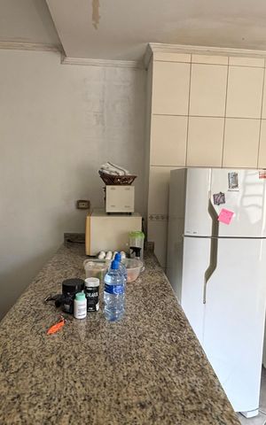 Casa à venda com 238m², 2 quartos e 2 vagas Casa à venda com 238m², 2 quartos e 2 vagasCozinha