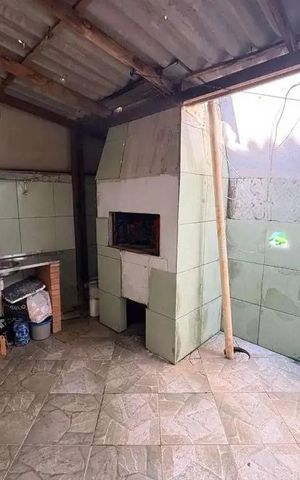 Casa à venda com 200m², 3 quartos e 5 vagas Casa à venda com 200m², 3 quartos e 5 vagasÁrea Comum