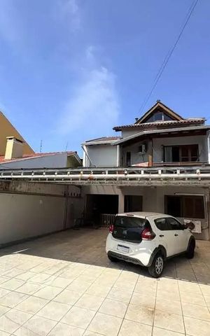 Casa à venda com 200m², 3 quartos e 5 vagas Casa à venda com 200m², 3 quartos e 5 vagasÁrea Comum
