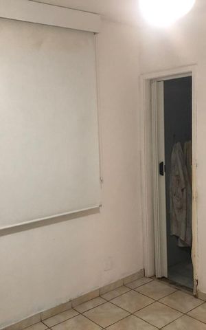 Casa de condomínio à venda com 400m², 4 quartos e 1 vaga Casa de condomínio à venda com 400m², 4 quartos e 1 vagaQuarto